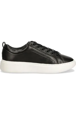 HUGO BOSS Leather sneakers