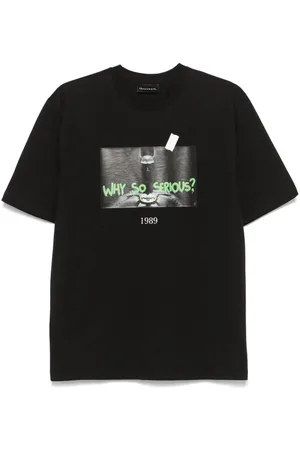 Throwback. Bat T-shirt