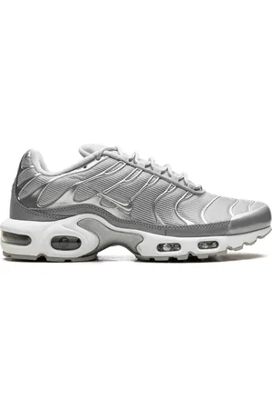 Nike Air Max Plus "Metallic Silver" sneakers