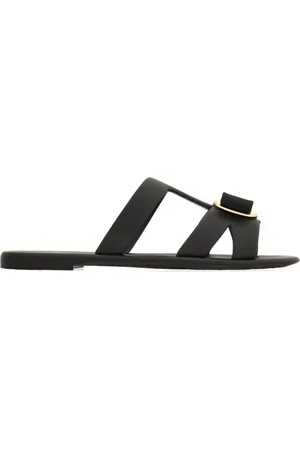 Salvatore Ferragamo New Vara plate sandals