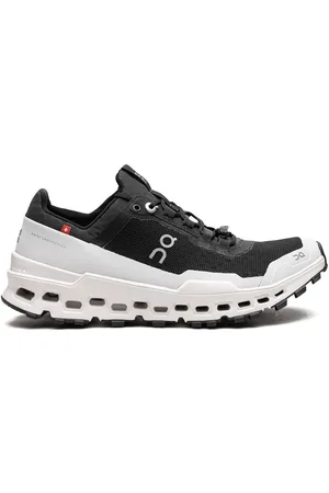 On Running Cloudultra sneakers
