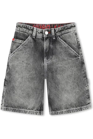 HUGO BOSS Logo-patch shorts
