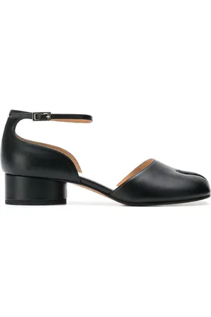 Maison Margiela Tabi decollete Mary Jane pumps