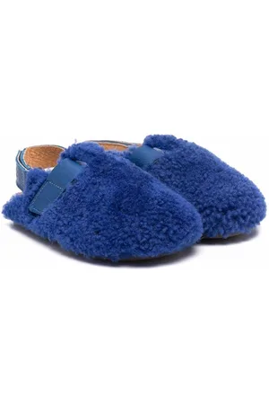 Boys outlet shearling slippers