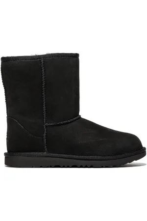 UGG Classic Short II boots