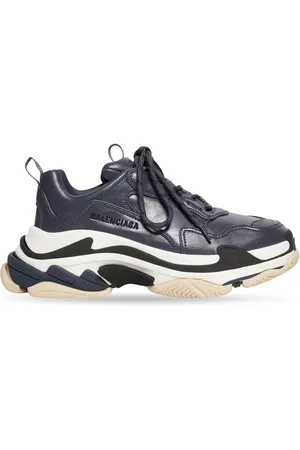 Balenciaga Footwear Runner for Men new models 2024 | FASHIOLA INDIA