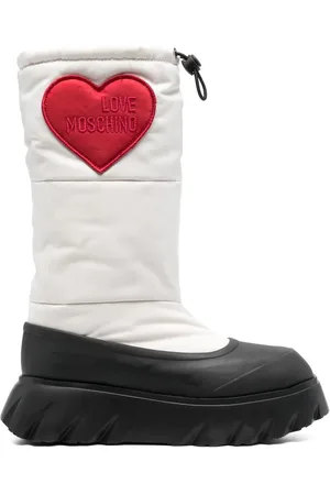 Moschino Padded heart patch boots