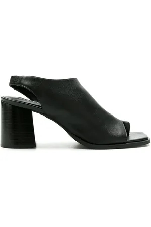 Studio Chofakian Leather Studio 91 flat sandals
