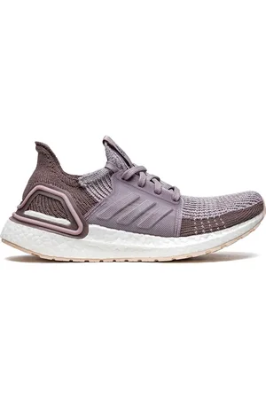 adidas Ultraboost 19 low-top sneakers
