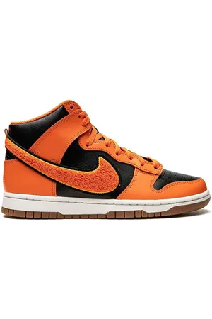 Nike Dunk High "Chenille