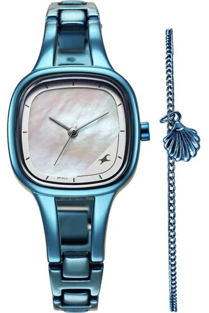 Fastrack Pulse Quartz Analog Mother Of Pearl Dial Metal Strap Watch for Girls