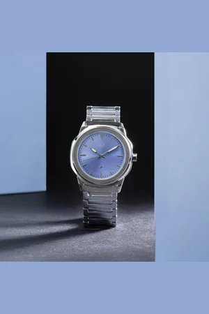 Fastrack Vyb Quest Quartz Analog Blue Dial Silver Color Metal Strap Watch For Guys
