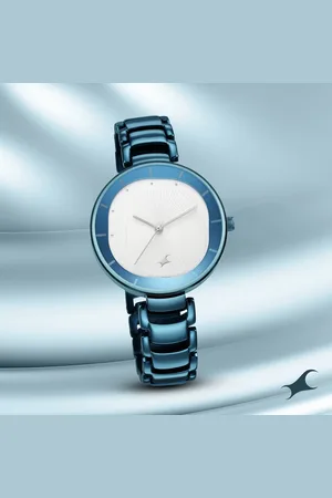 Fastrack Style Up Quartz Analog Silver Dial Metal Strap Watch for Girls