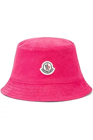 OFF-WHITE Reversible Logo Bucket Hat in Fuchsia