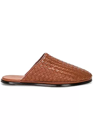 Bottega veneta best sale slippers price