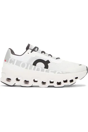 On Running Cloudmster Exclusive in White