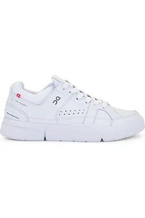 On Running The Roger Clubhouse Sneaker in White