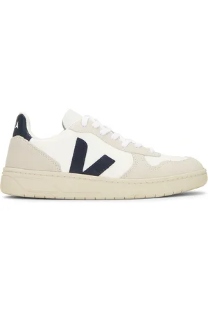 Veja V-10 B-Mesh in White