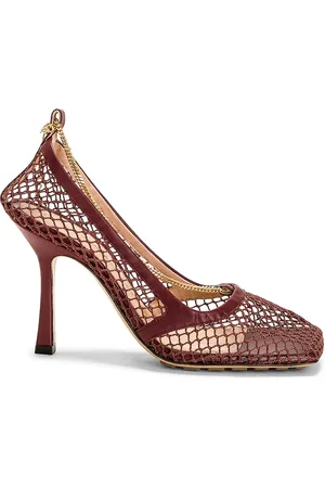 Bottega Veneta Stretch Lace Up Sandal in Wine