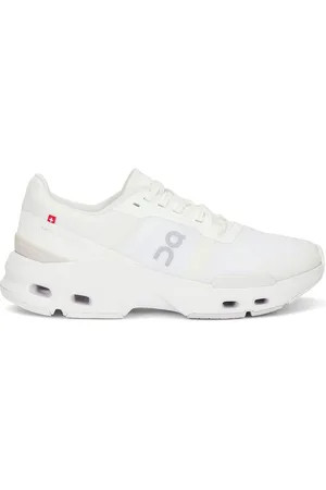 On Running Cloudpulse Sneaker in White