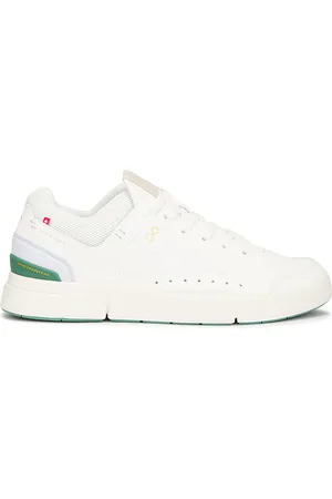 On Running The Roger Centre Court Sneaker in White