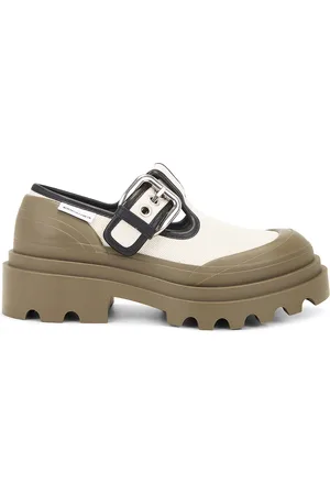Bottega Veneta Trek Flat in Taupe,White