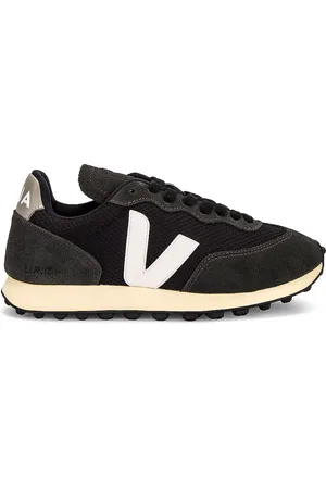 Veja Rio Branco Sneaker in Black