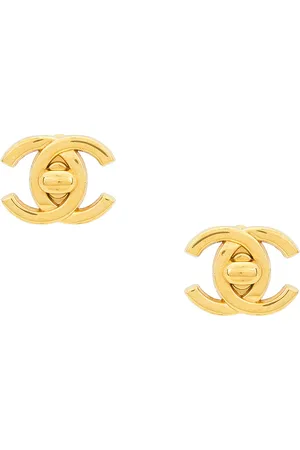 CHANEL 1996 CC Turnlock Clip-On Earrings in Metallic