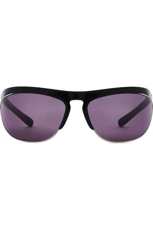 Bottega Veneta Round Sunglasses in Black
