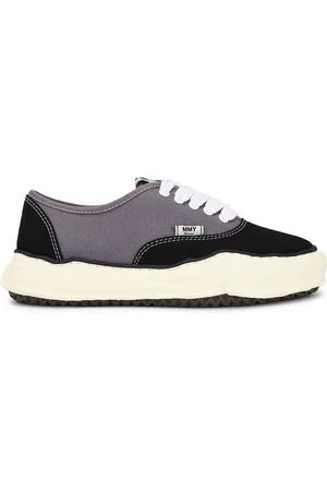 Maison Mihara Yasuhiro Baker Vintage Color Original Sole Canvas Low-Top Sneaker in Black