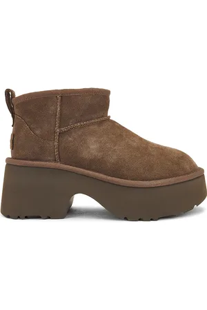 UGG Classic Ultra Mini New Heights Boot in Brown