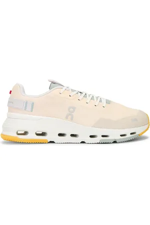 On Running Cloudnova Form 2 Sneaker in Neutral