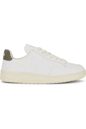 Veja V-12 Stitch in White
