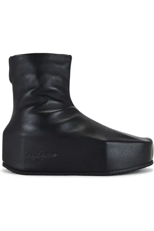 Y-3 Kyasu Overboot in