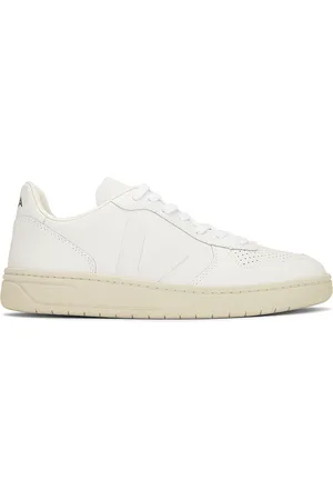 Veja V-10 Sneaker in White