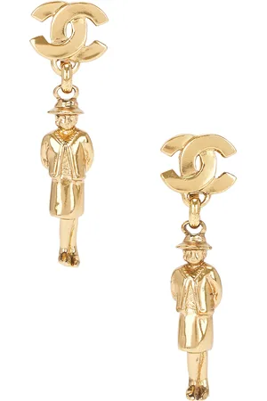 CHANEL CC Mademoiselle Clip-On Earrings in Metallic