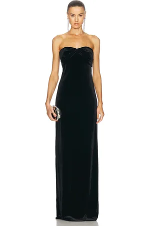 SER.O.YA Noela Velvet Gown in