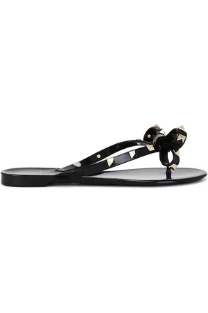 VALENTINO GARAVANI Rockstud Thong Sandal in Black