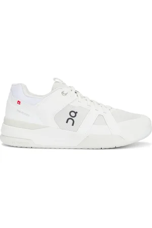 On Running The Roger Clubhouse Pro Sneaker in White