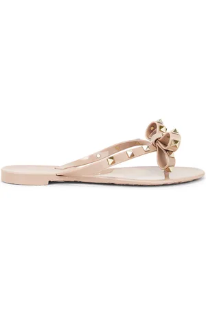 VALENTINO GARAVANI Rockstud Thong Sandal in Nude