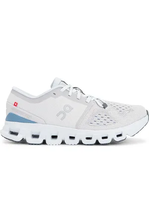 On Running Cloud X 4 Sneaker in Grey