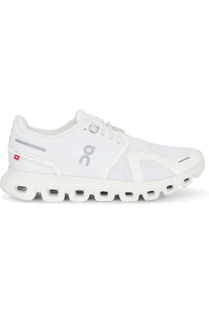 On Running Cloud 6 Sneaker in