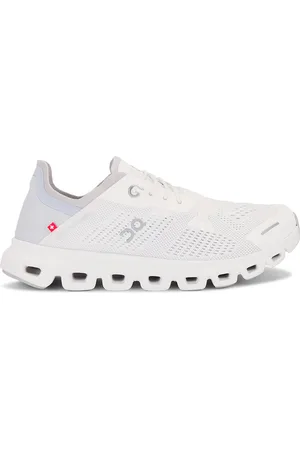 On Running Cloud 6 Coast Sneaker in White