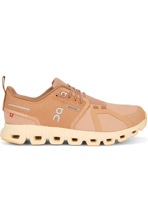 On Running Cloud 6 Wp Sneaker in Nude