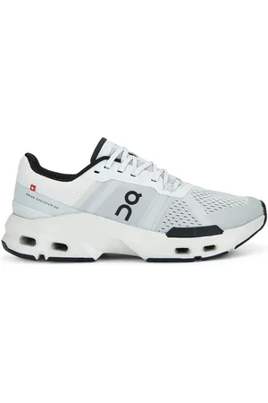 On Running Cloudpulse Sneakers in Grey