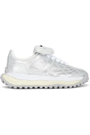 Maison Mihara Yasuhiro Scott Original Sole Leather Low-Top Sneaker in Metallic