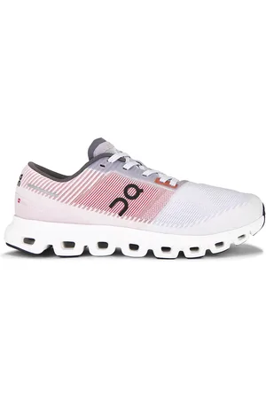 On Running Cloud 6 Push Sneakers in Red