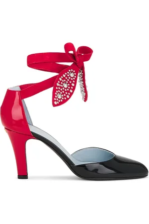 VALENTINO GARAVANI Foliefoliage Ankle Strap Pump in Black