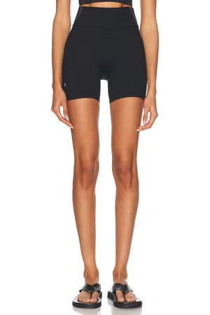 On Running Studio Knit Shorts in Black