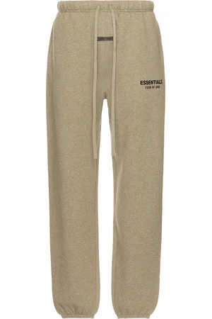 FEAR OF GOD Classic Fit Fleece Sweatpant in Neutral
